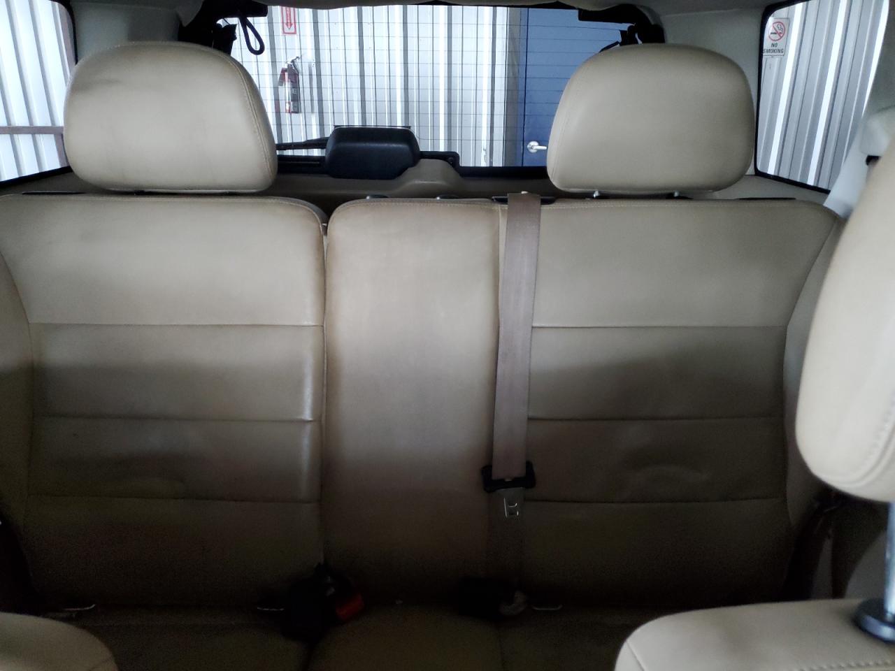 2012 Ford Escape - Image 10