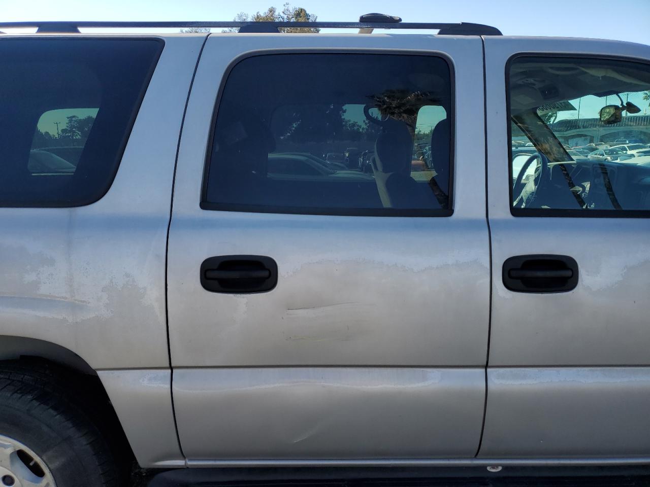 2006 Chevrolet Suburban - Image 10