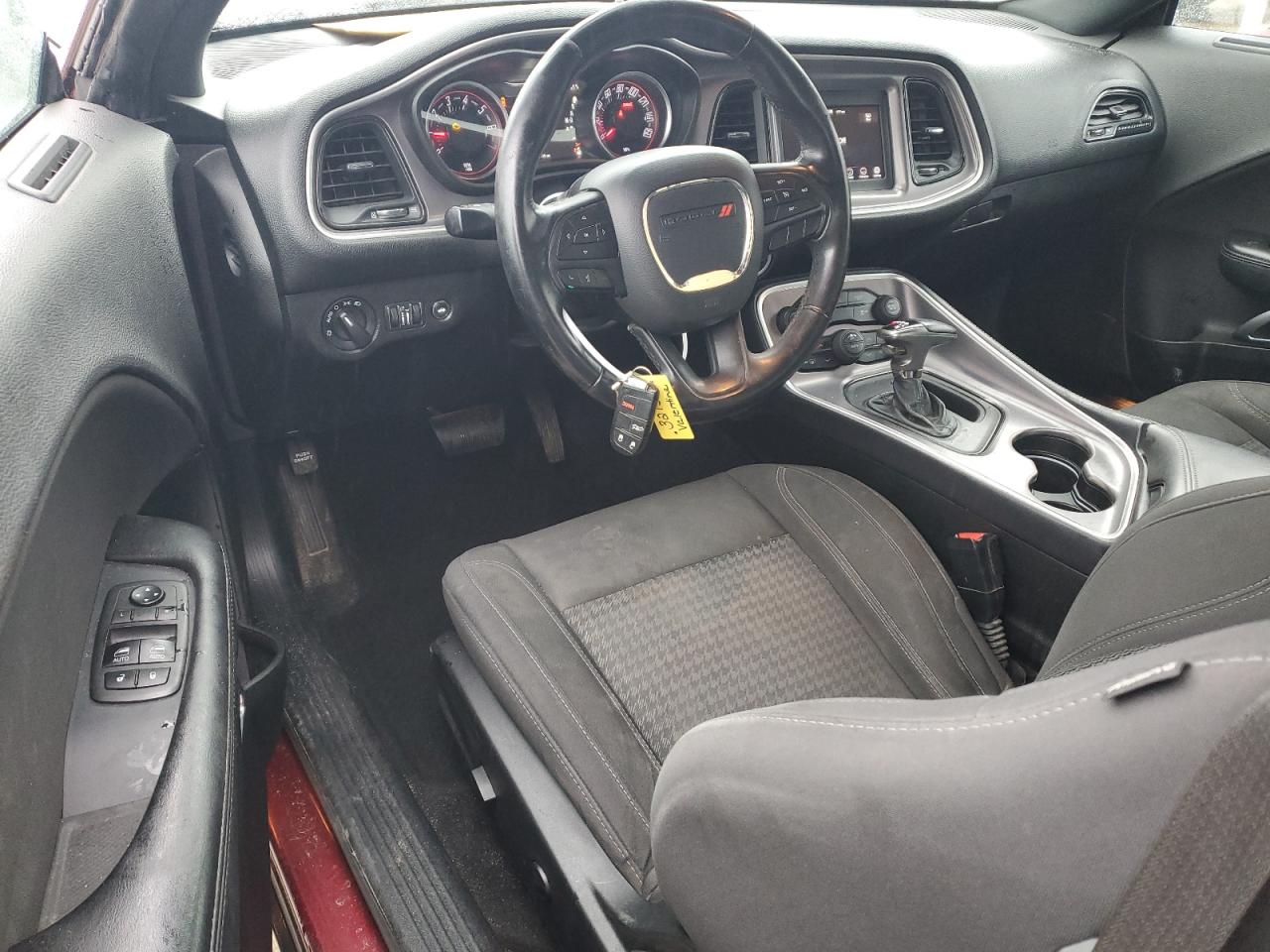 2019 Dodge Challenger - Image 8