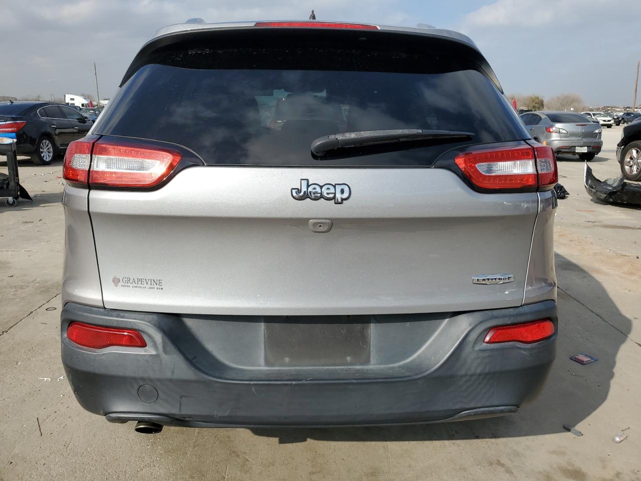2015 Jeep Grand Cherokee - Image 6