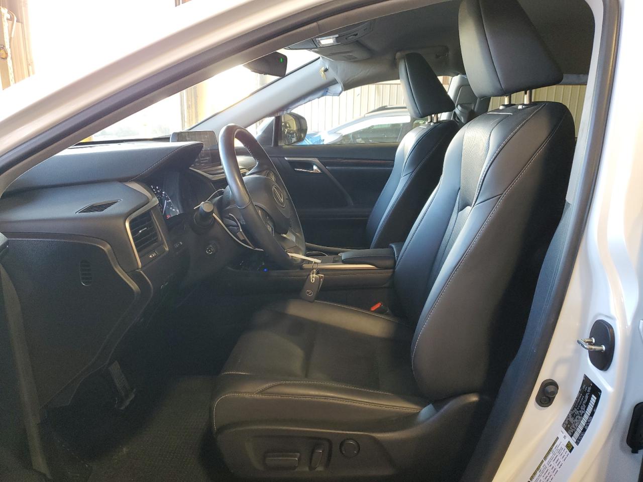 2022 Lexus RX - Image 7