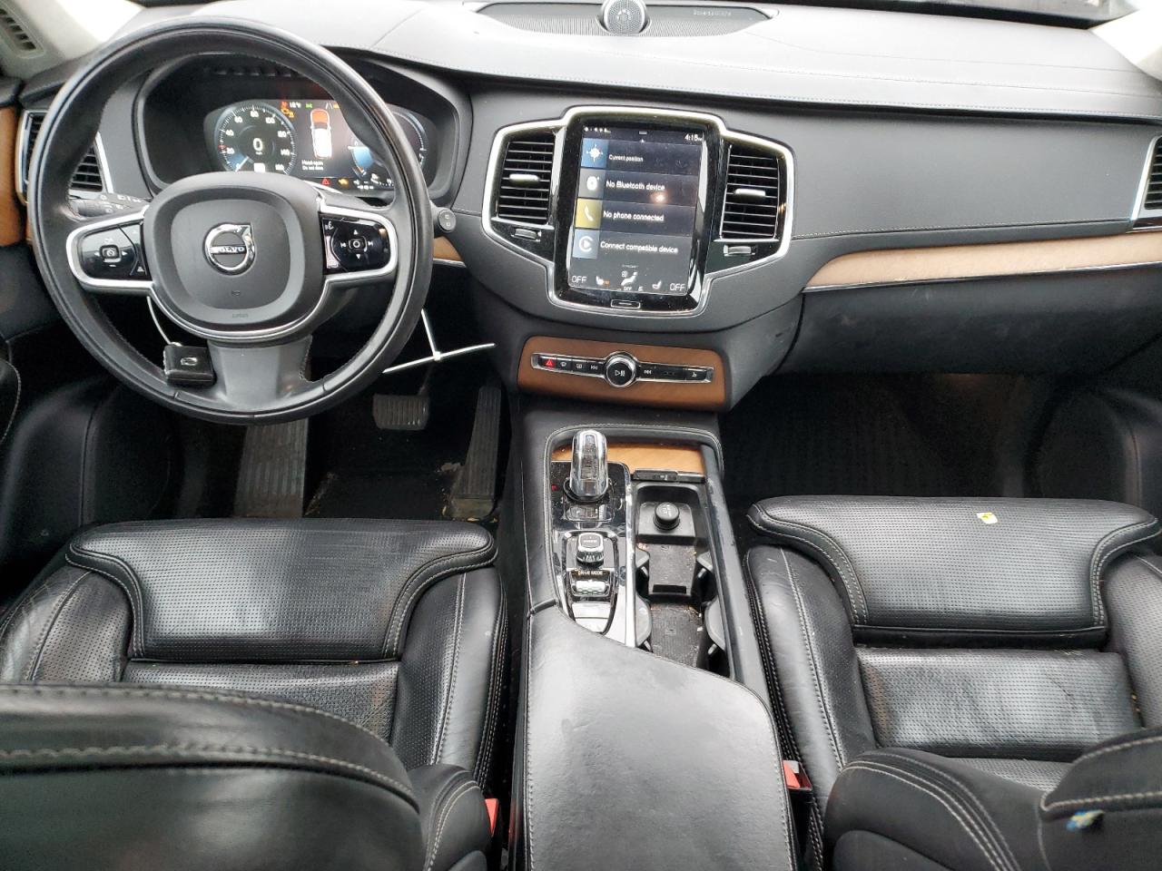 2017 Volvo XC90 - Image 8