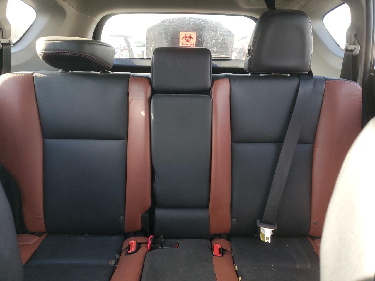 2015 Toyota RAV 4 - Image 10