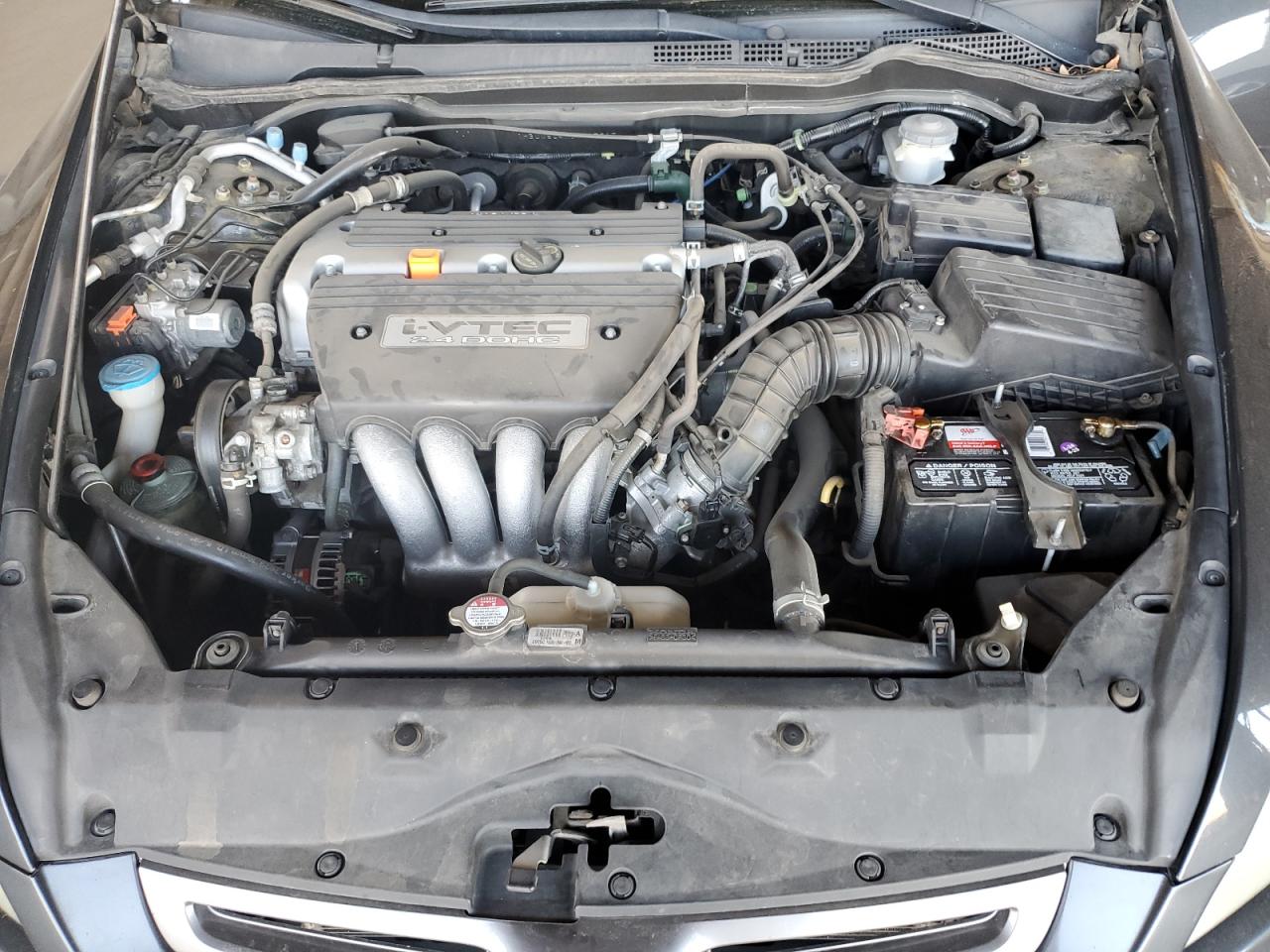 2005 Honda Accord - Image 11