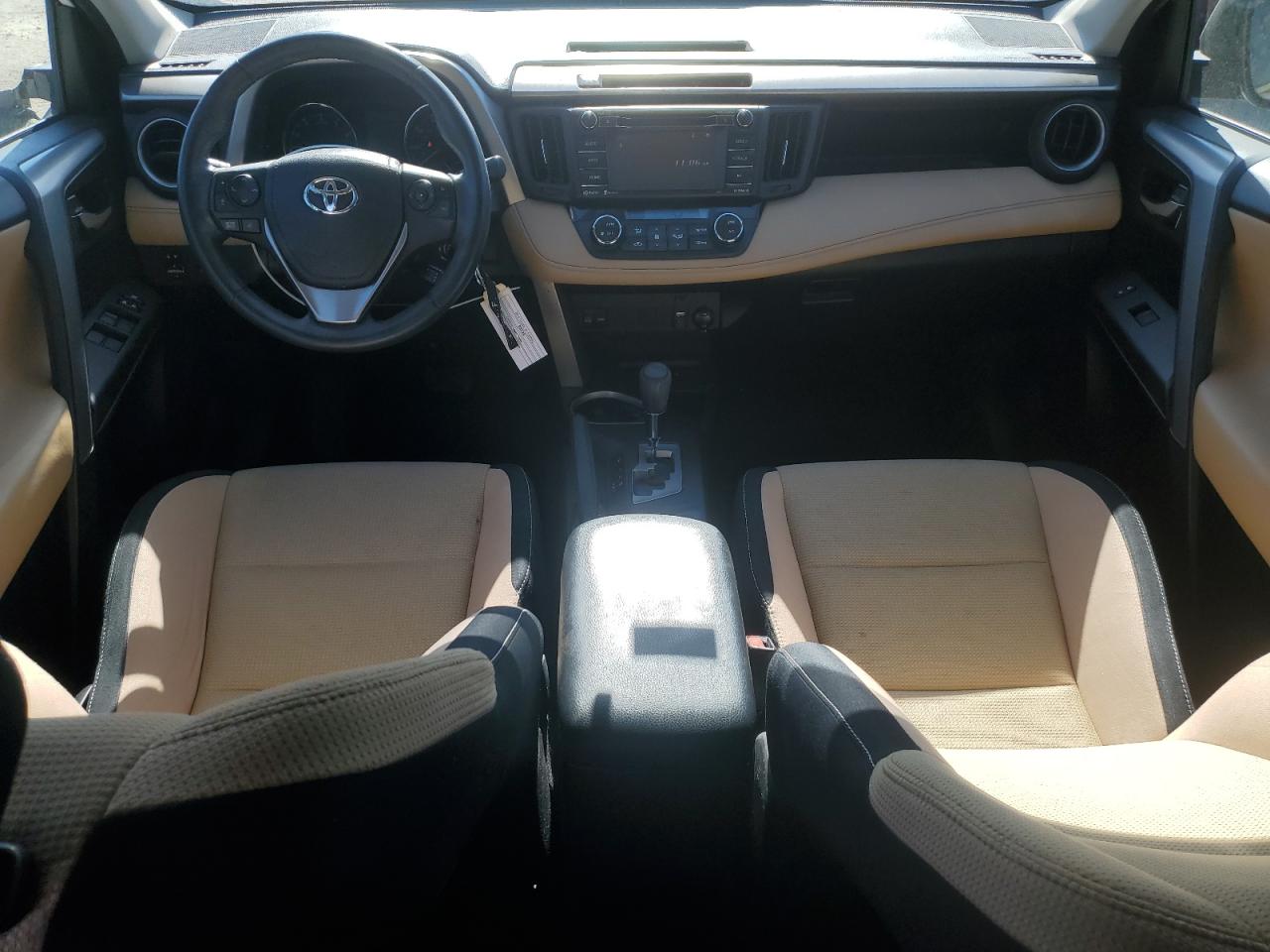 2016 Toyota RAV 4 - Image 8