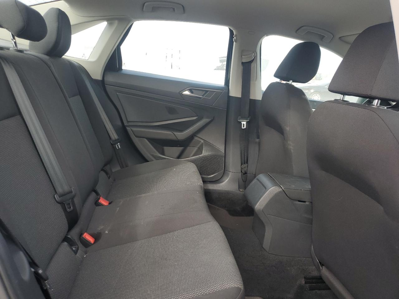 2019 Volkswagen Jetta - Image 10