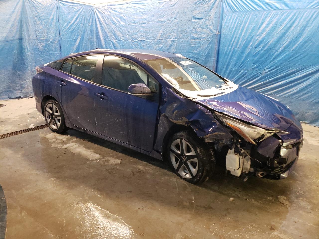 2018 Toyota Prius - Image 4