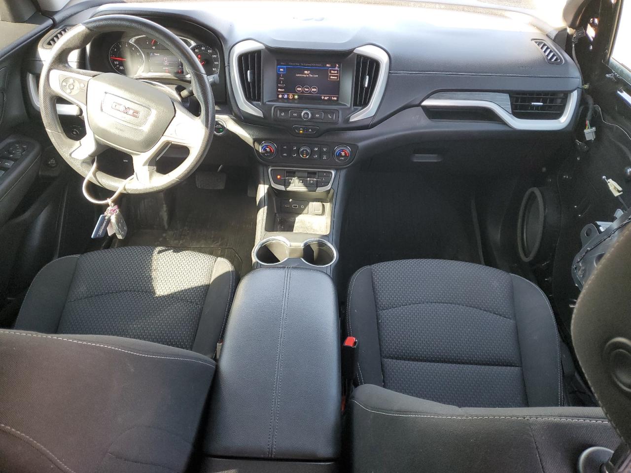 2022 GMC Terrain - Image 8