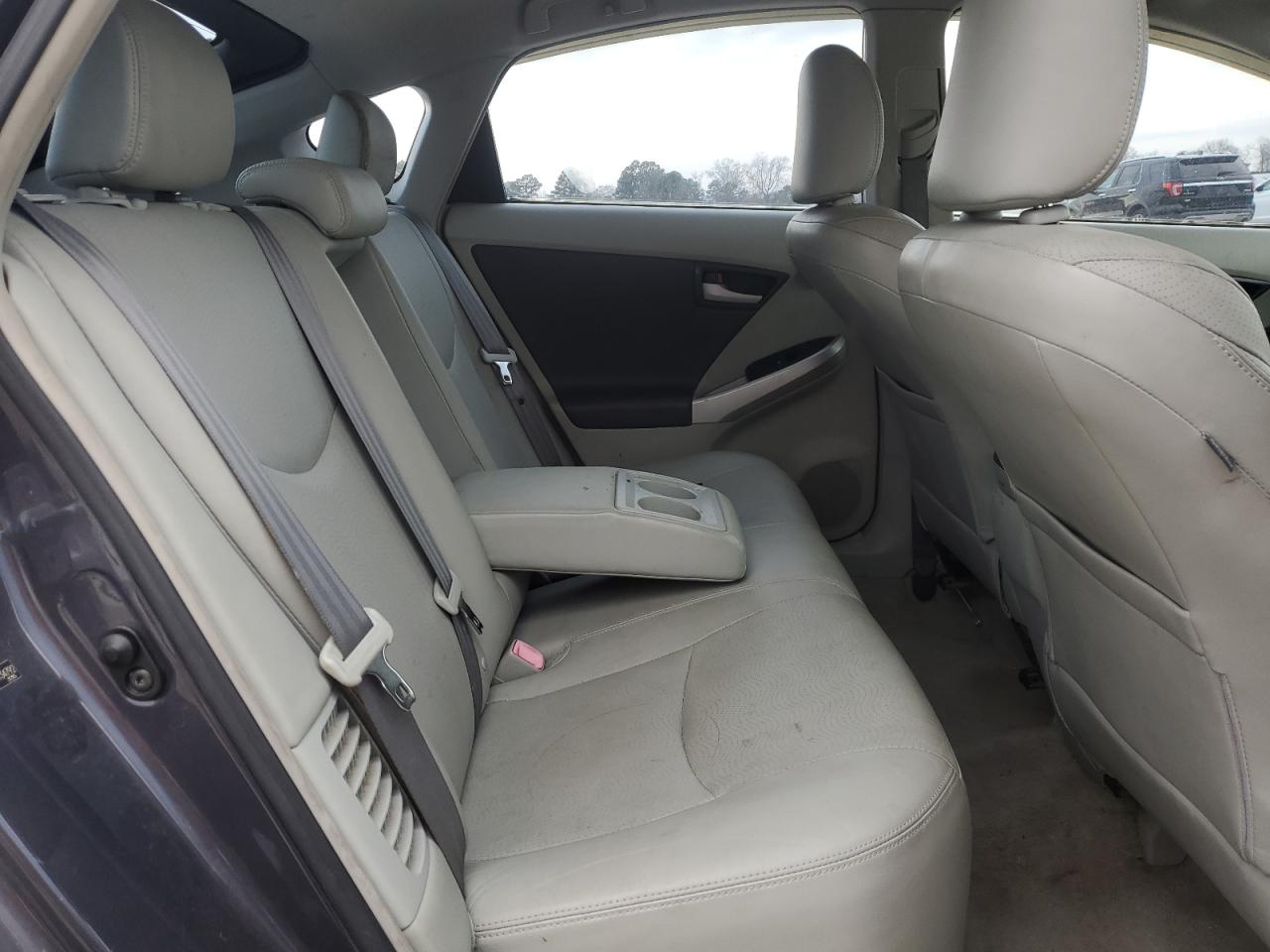 2010 Toyota Prius - Image 10