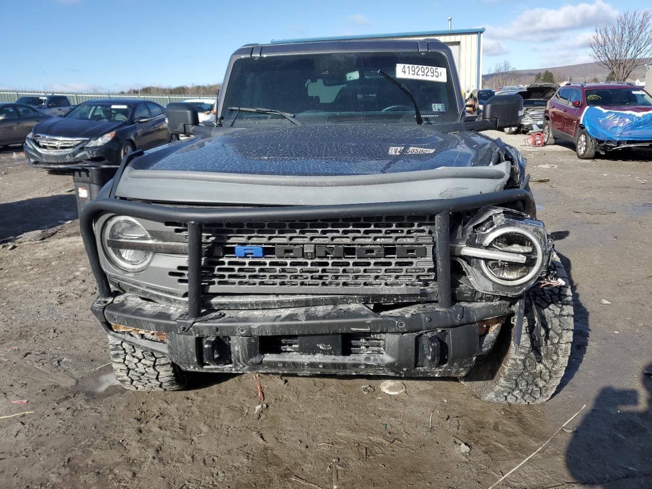 2022 Ford Bronco - Image 5