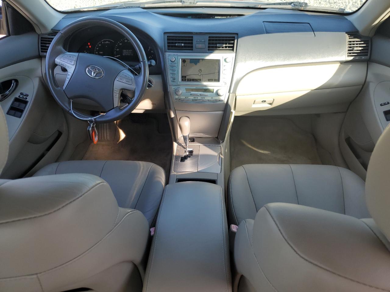 2009 Toyota Camry - Image 8