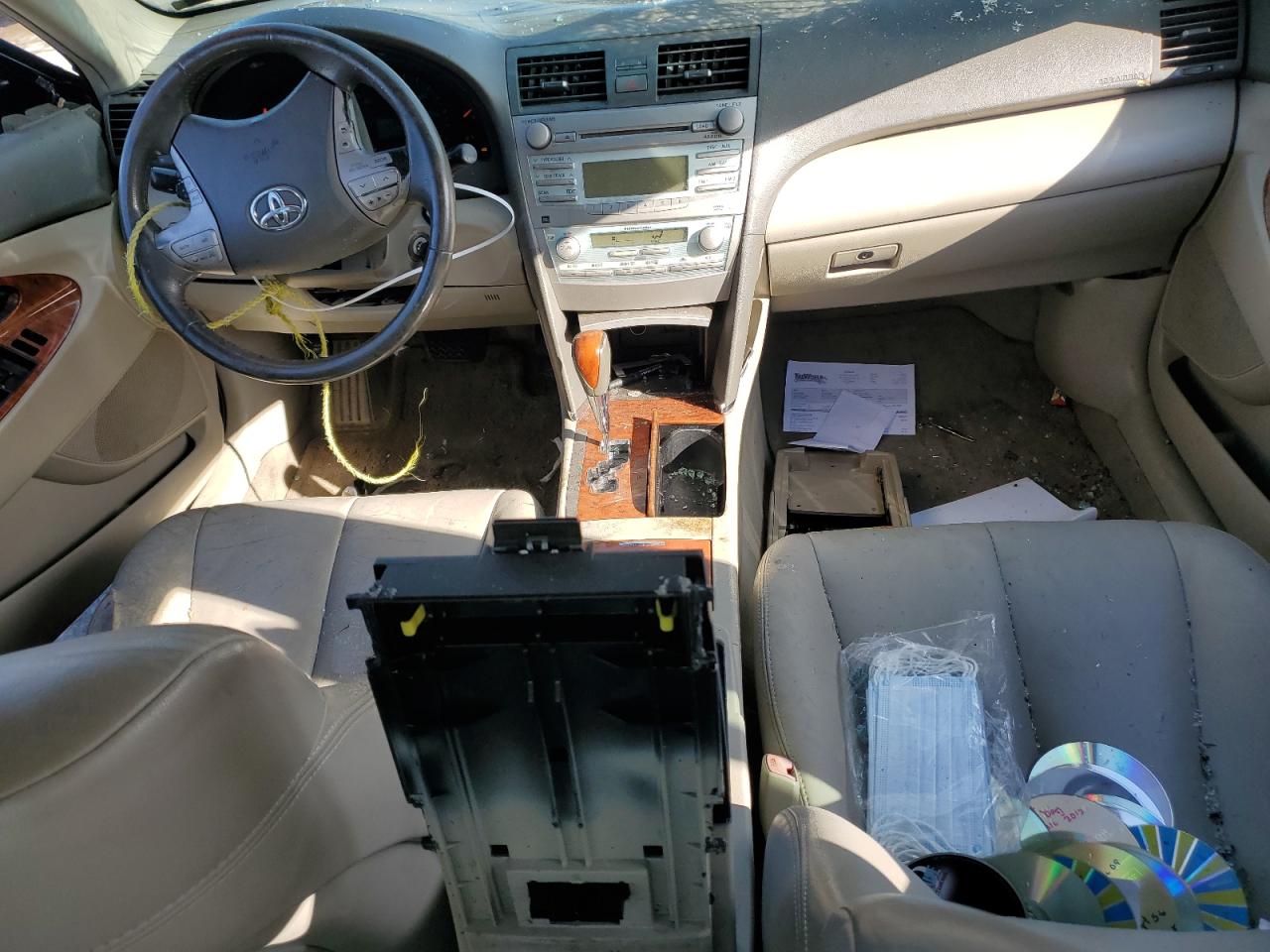2009 Toyota Camry - Image 8