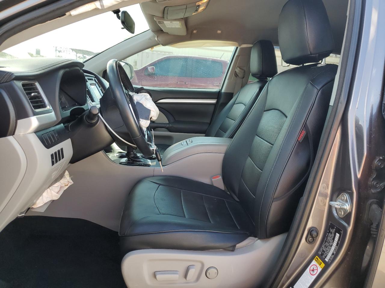 2014 Toyota Highlander - Image 7