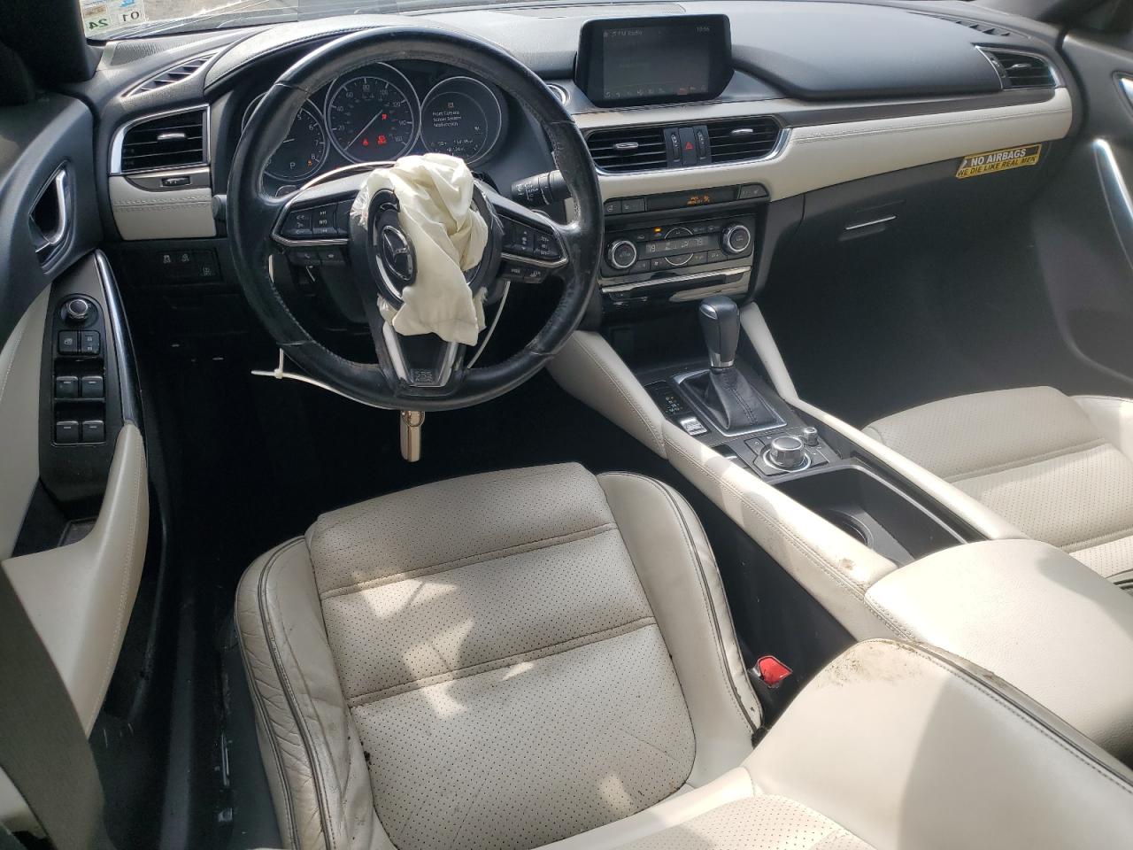 2017 Mazda 6 - Image 8