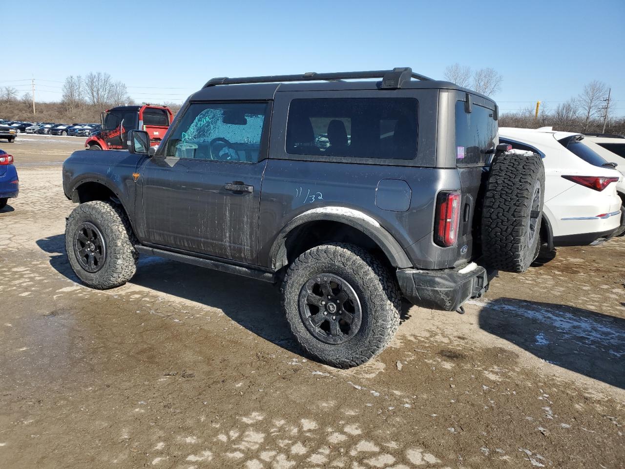 2022 Ford Bronco - Image 2