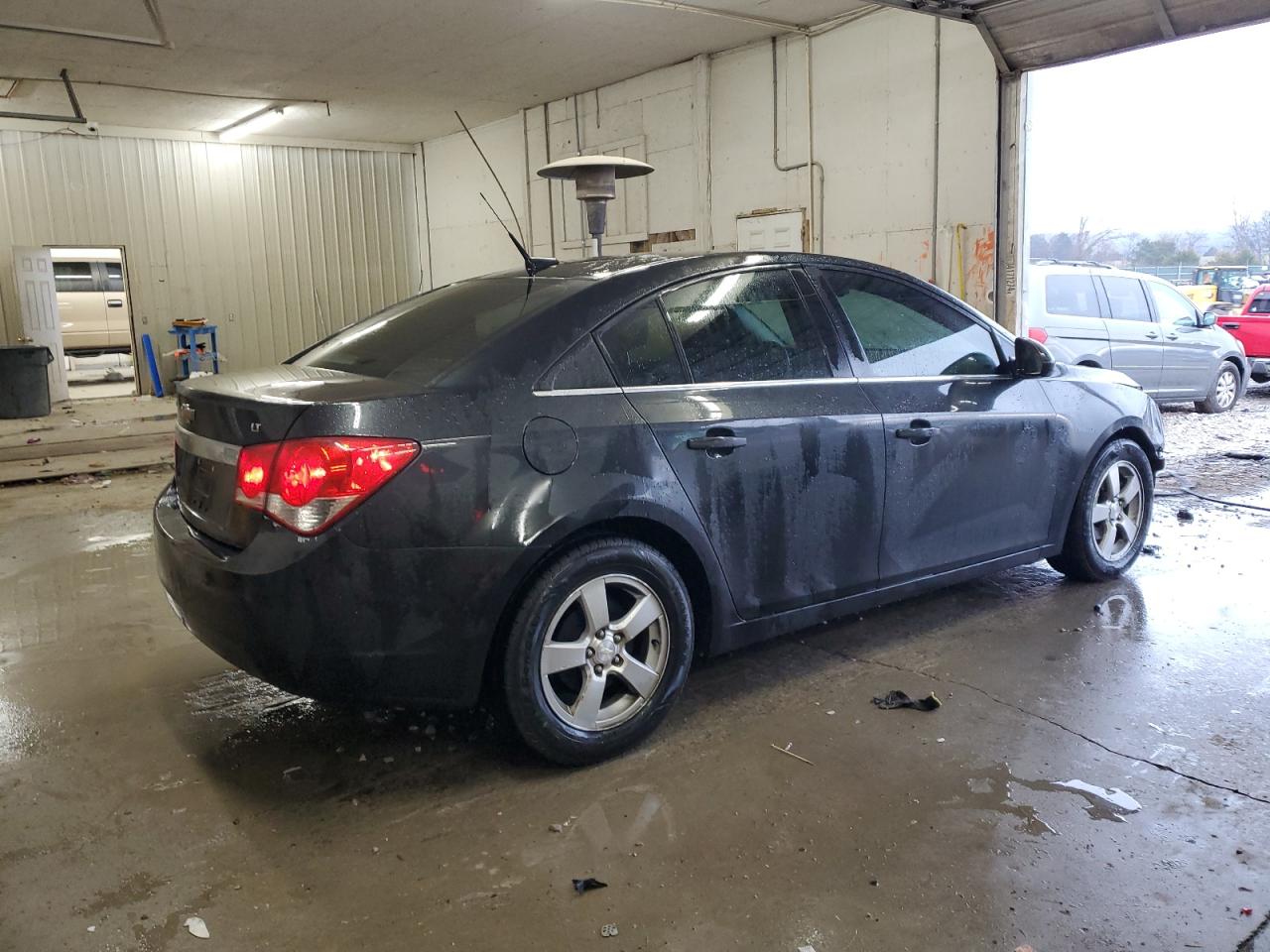 2013 Chevrolet Cruze - Image 3