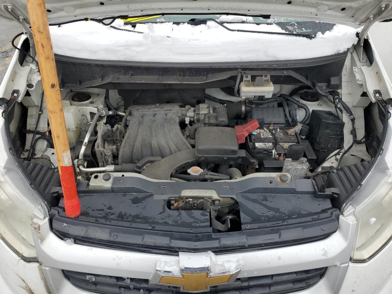 2015 Chevrolet Express - Image 12