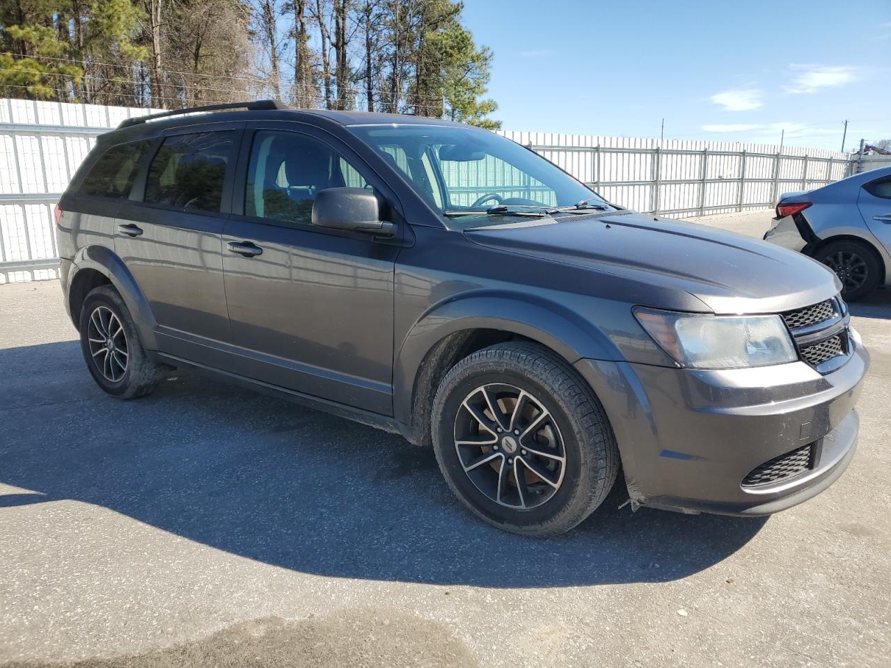 2018 Dodge Journey - Image 4