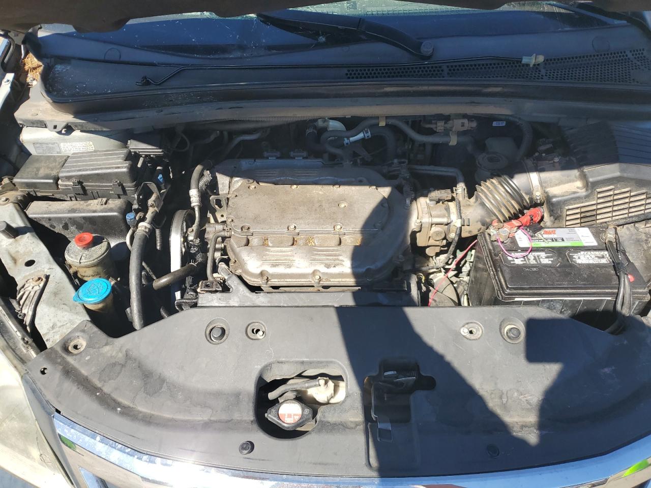 2010 Honda Odyssey - Image 12