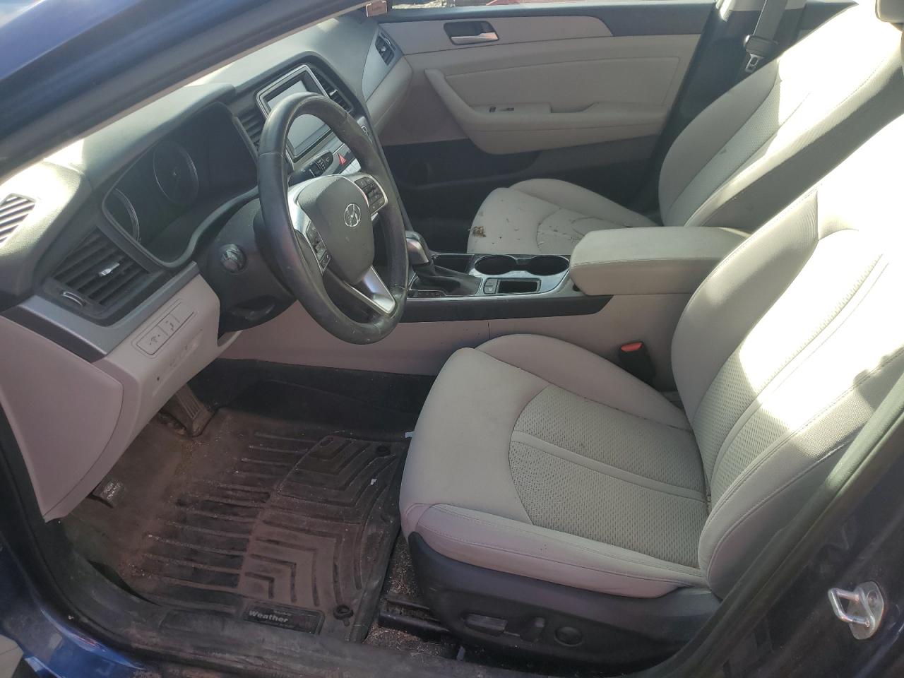 2018 Hyundai Sonata - Image 7