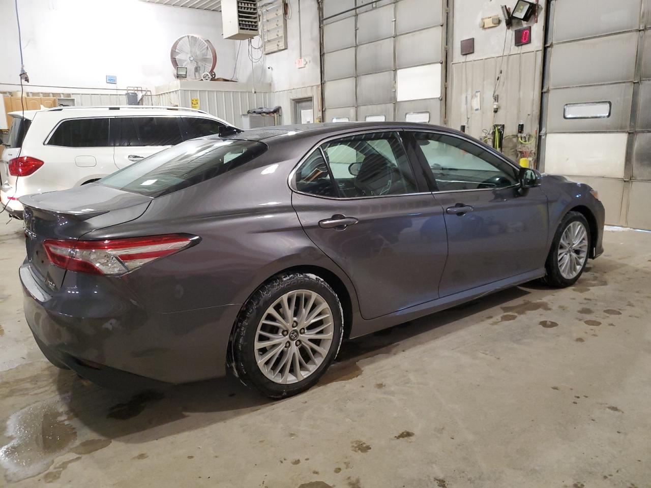 2018 Toyota Camry - Image 3