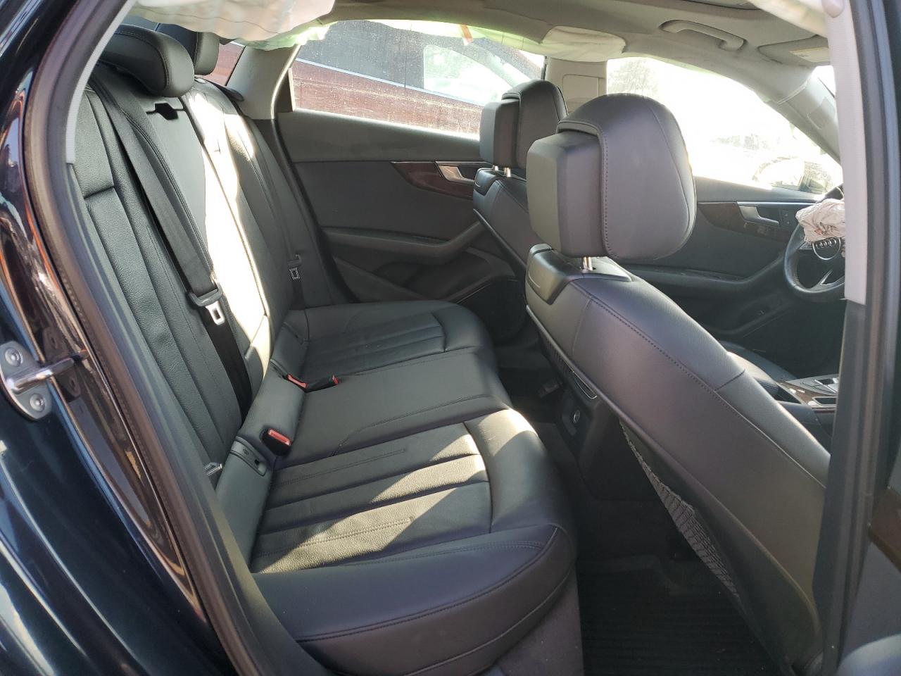 2018 Audi A4 - Image 10