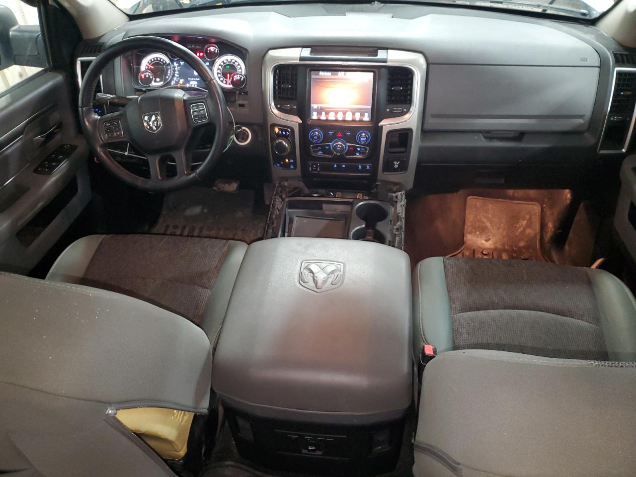 2015 RAM 1500 - Image 8