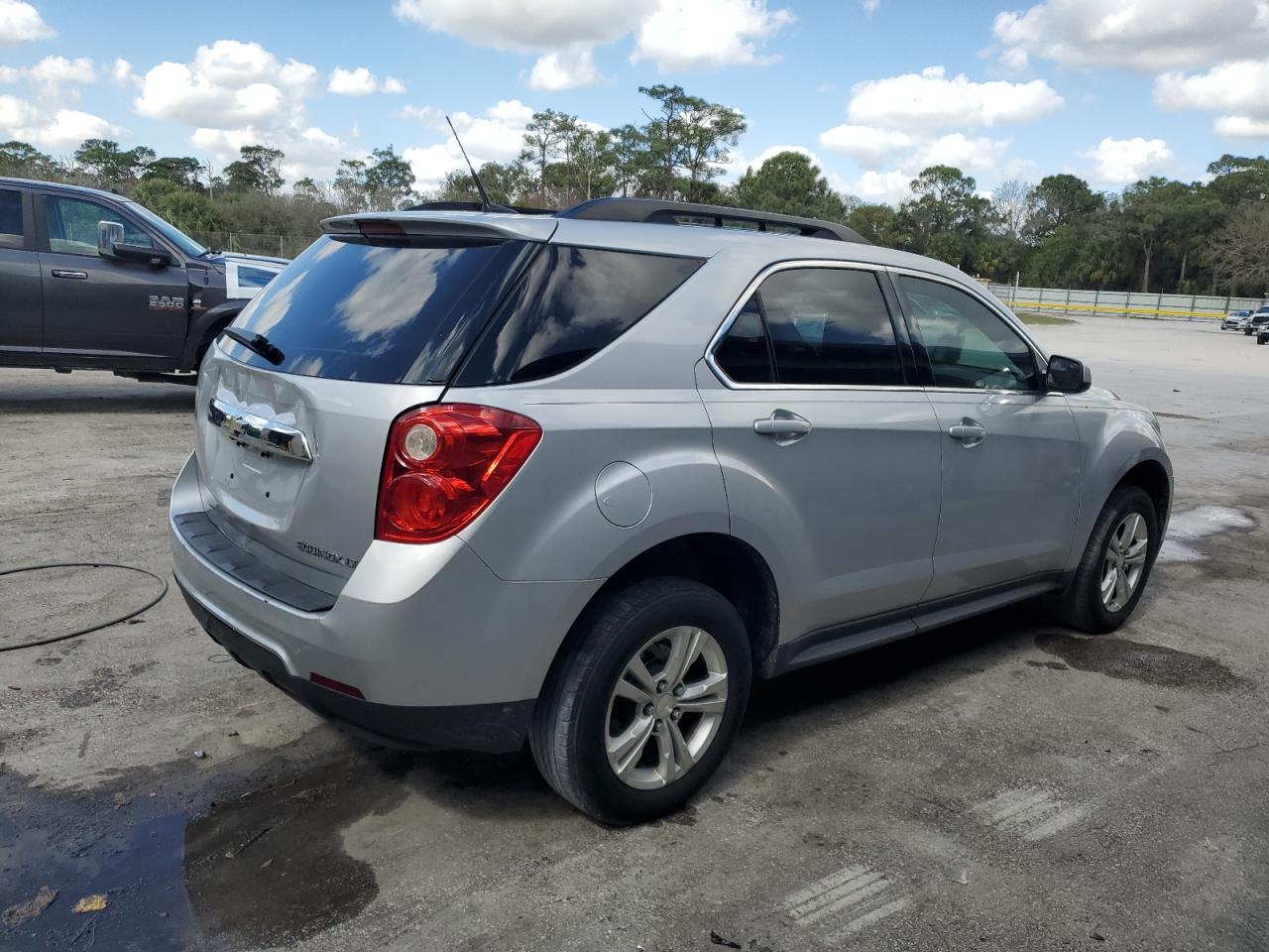 2012 Chevrolet Equinox - Image 3