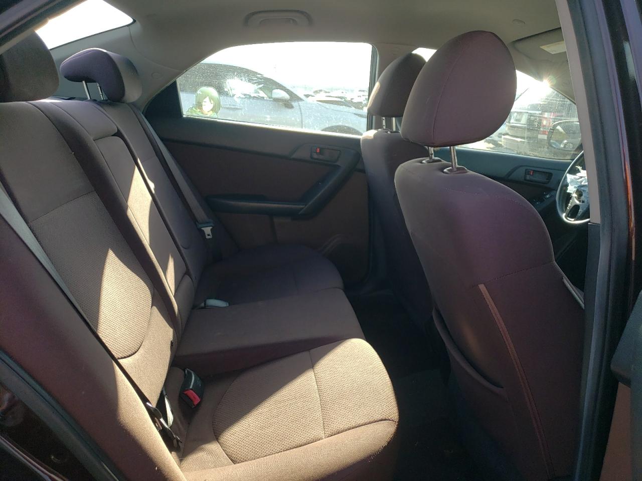 2011 Kia Forte - Image 11