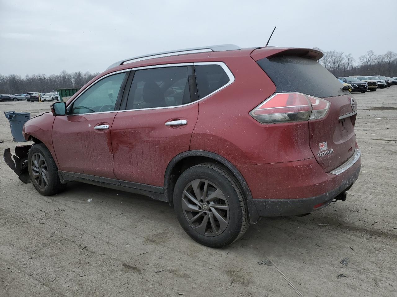 2016 Nissan Rogue - Image 2