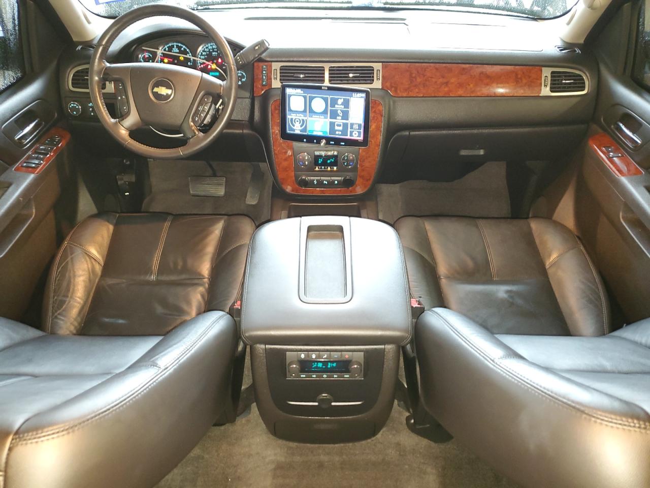 2010 Chevrolet Tahoe - Image 8