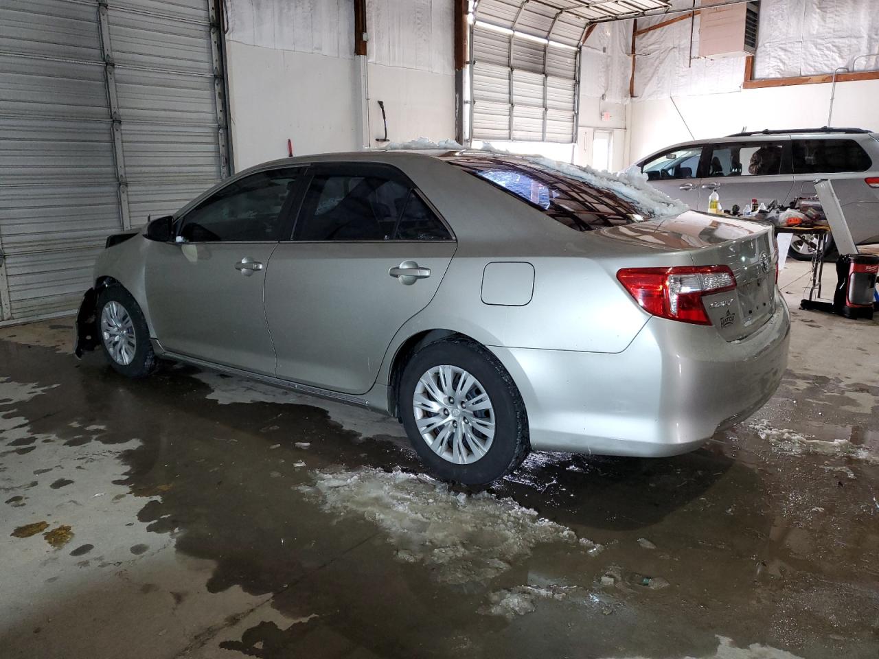 2014 Toyota Camry - Image 2