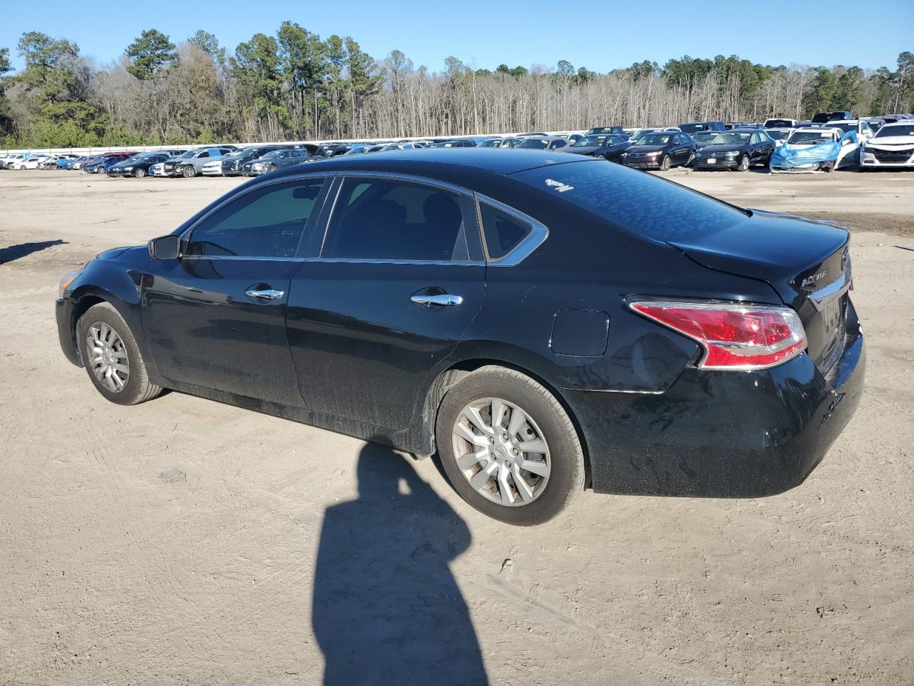 2014 Nissan Altima - Image 2