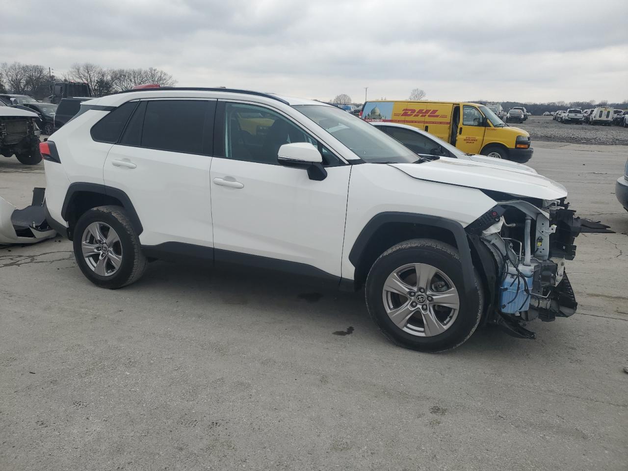 2022 Toyota RAV 4 - Image 4