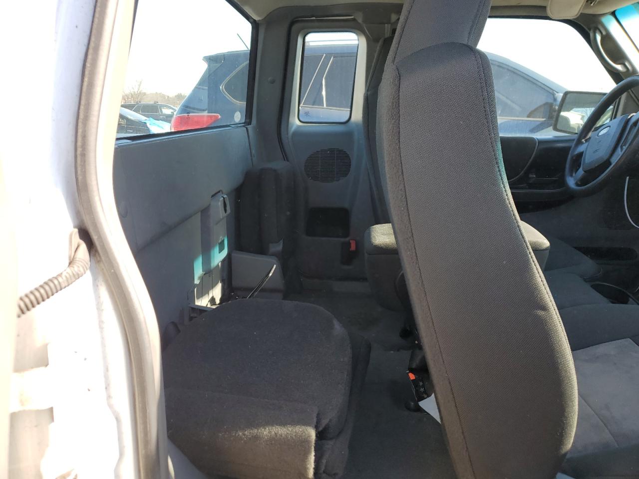 2009 Ford Ranger - Image 10