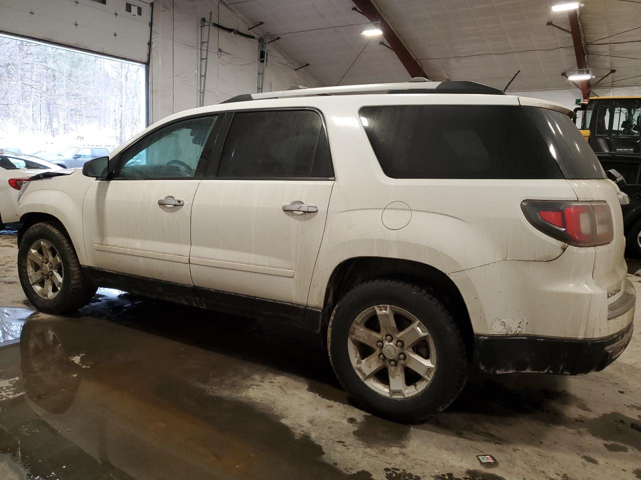 2016 GMC Acadia - Image 2