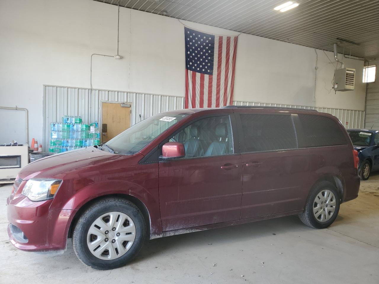 2017 Dodge Caravan - Image 1