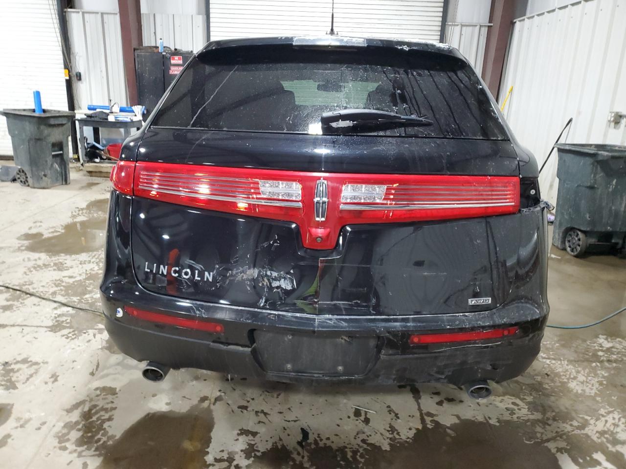 2018 Lincoln MKT - Image 6