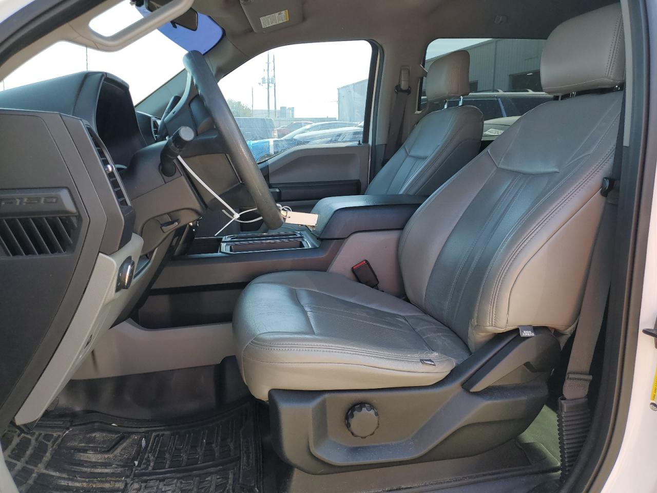 2017 Ford F-150 - Image 7