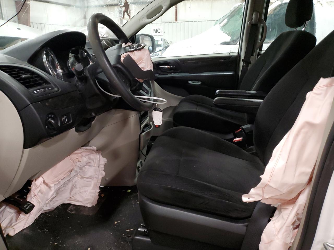 2013 Dodge Caravan - Image 7