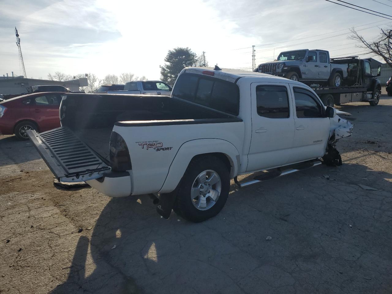 2012 Toyota Tacoma - Image 3