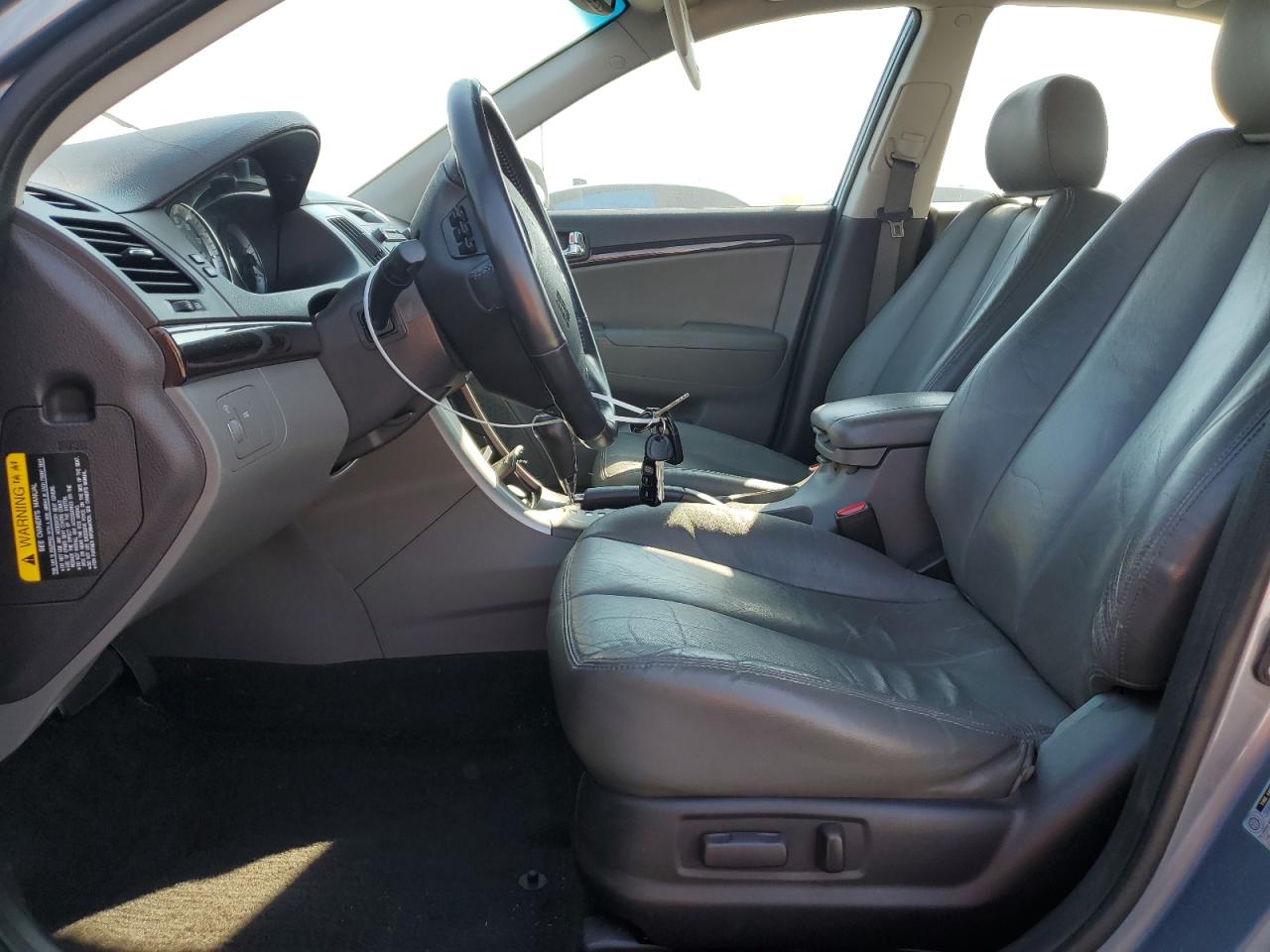 2009 Hyundai Sonata - Image 7