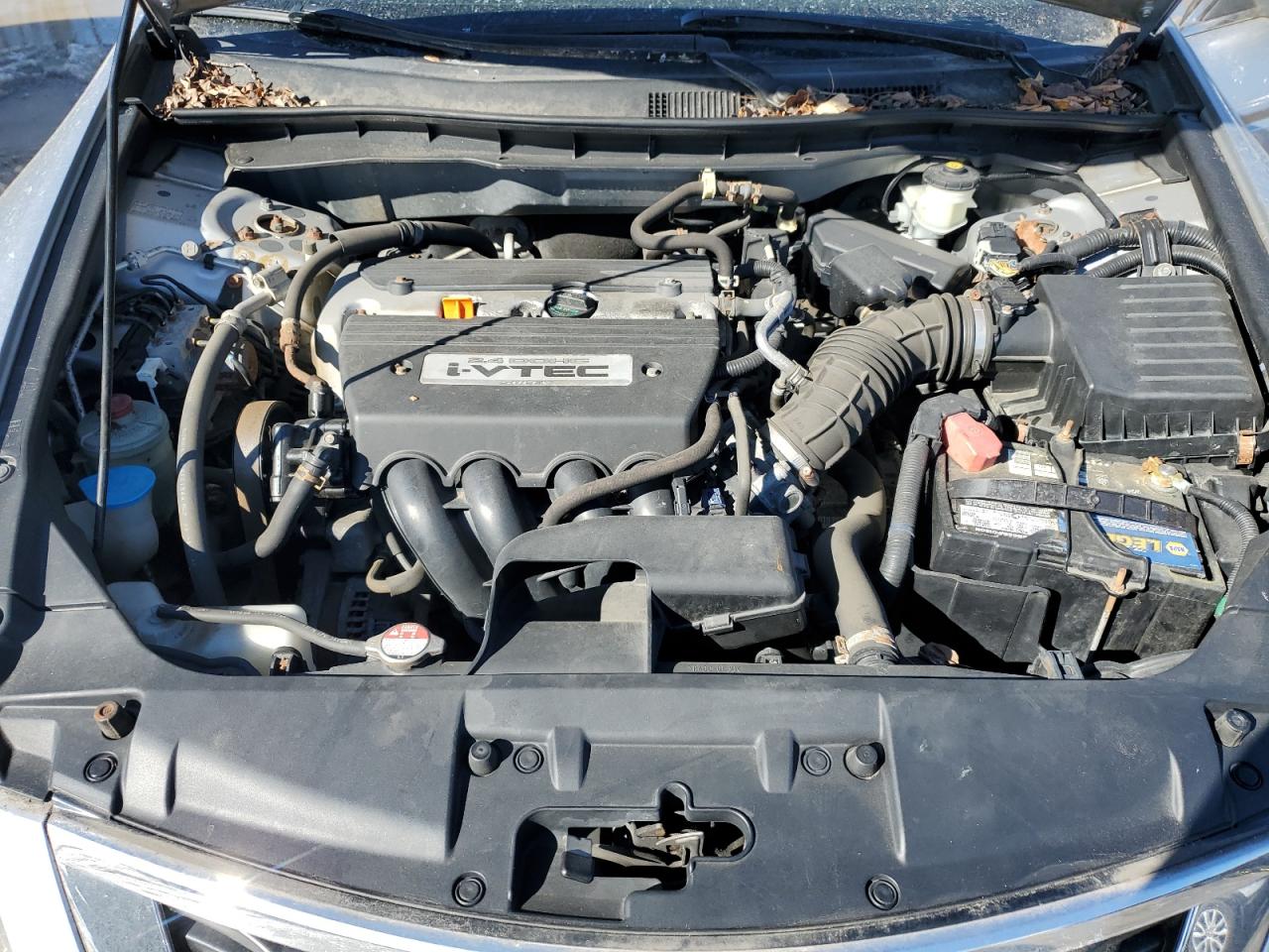 2009 Honda Accord - Image 11