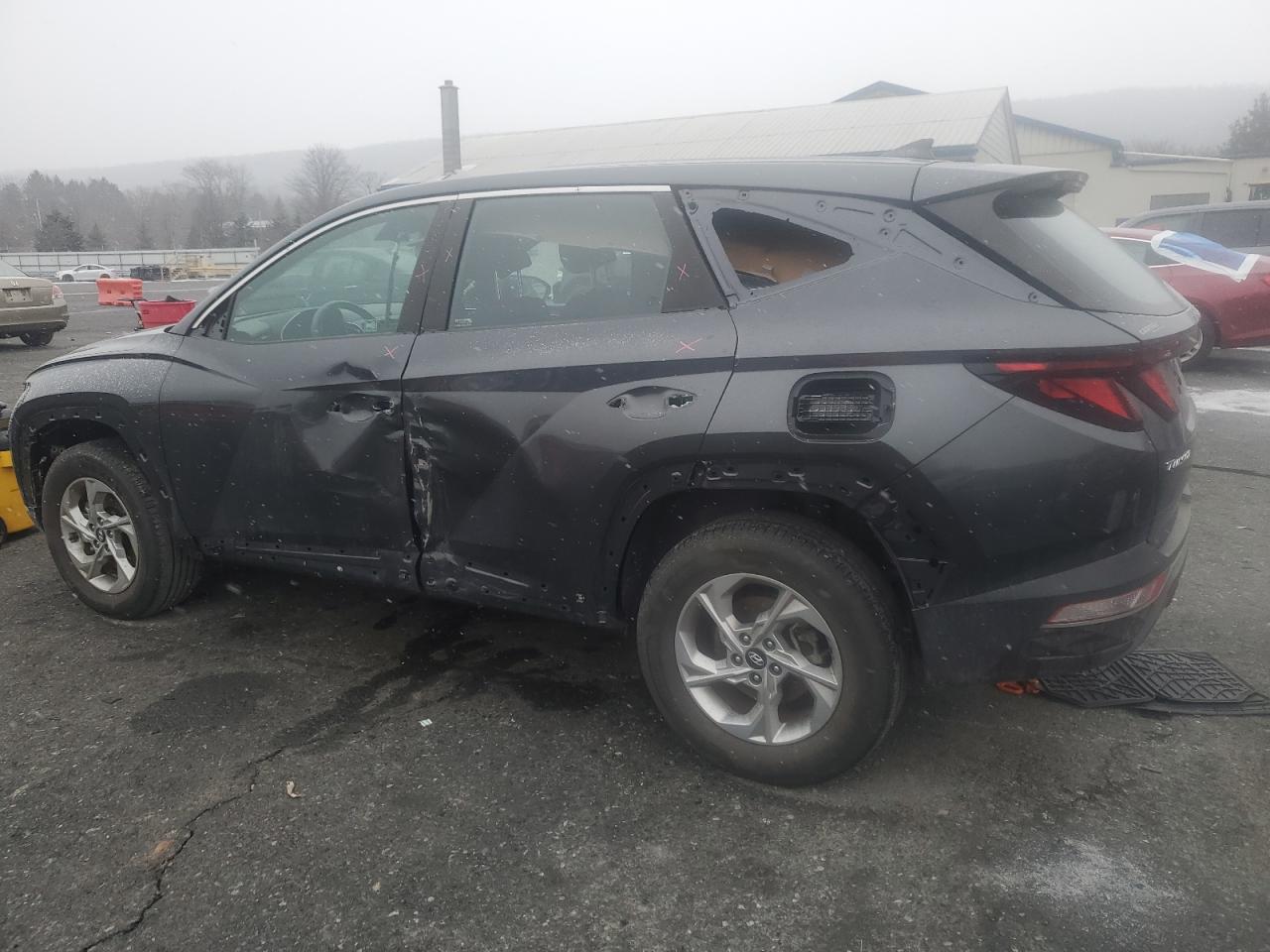 2022 Hyundai Tucson - Image 2