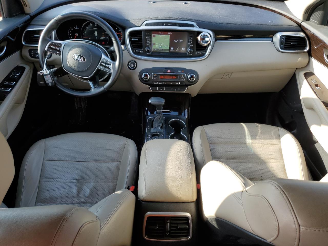 2019 Kia Sorento - Image 8