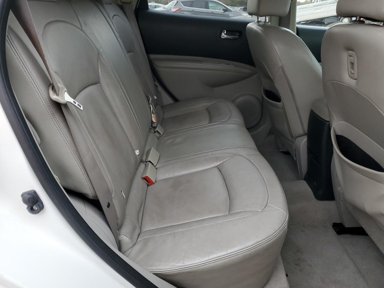 2011 Nissan Rogue - Image 11