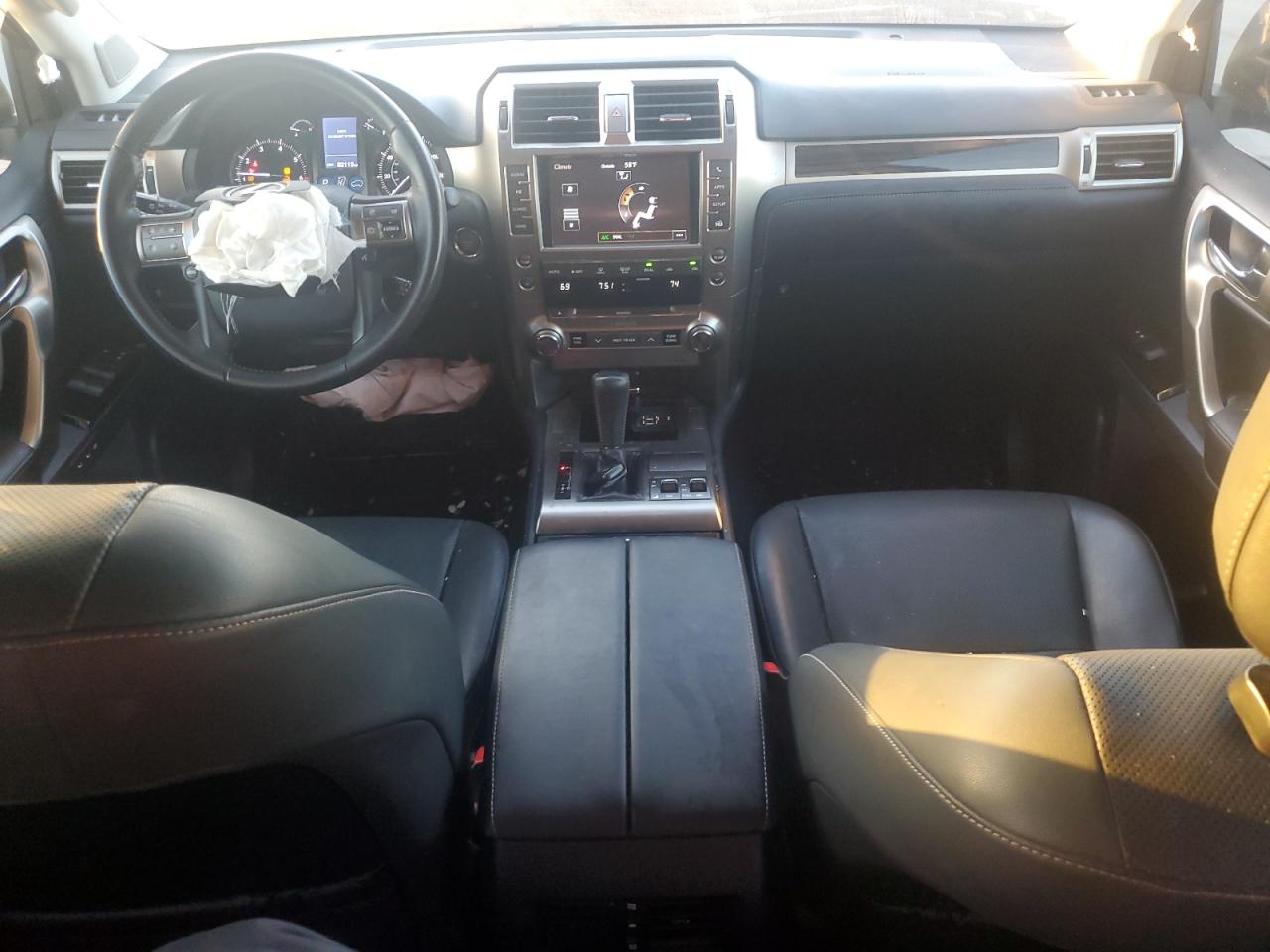 2016 Lexus GX - Image 8