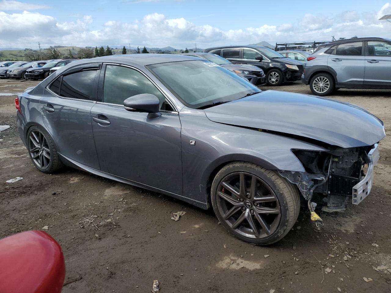 2015 Lexus IS - Image 4
