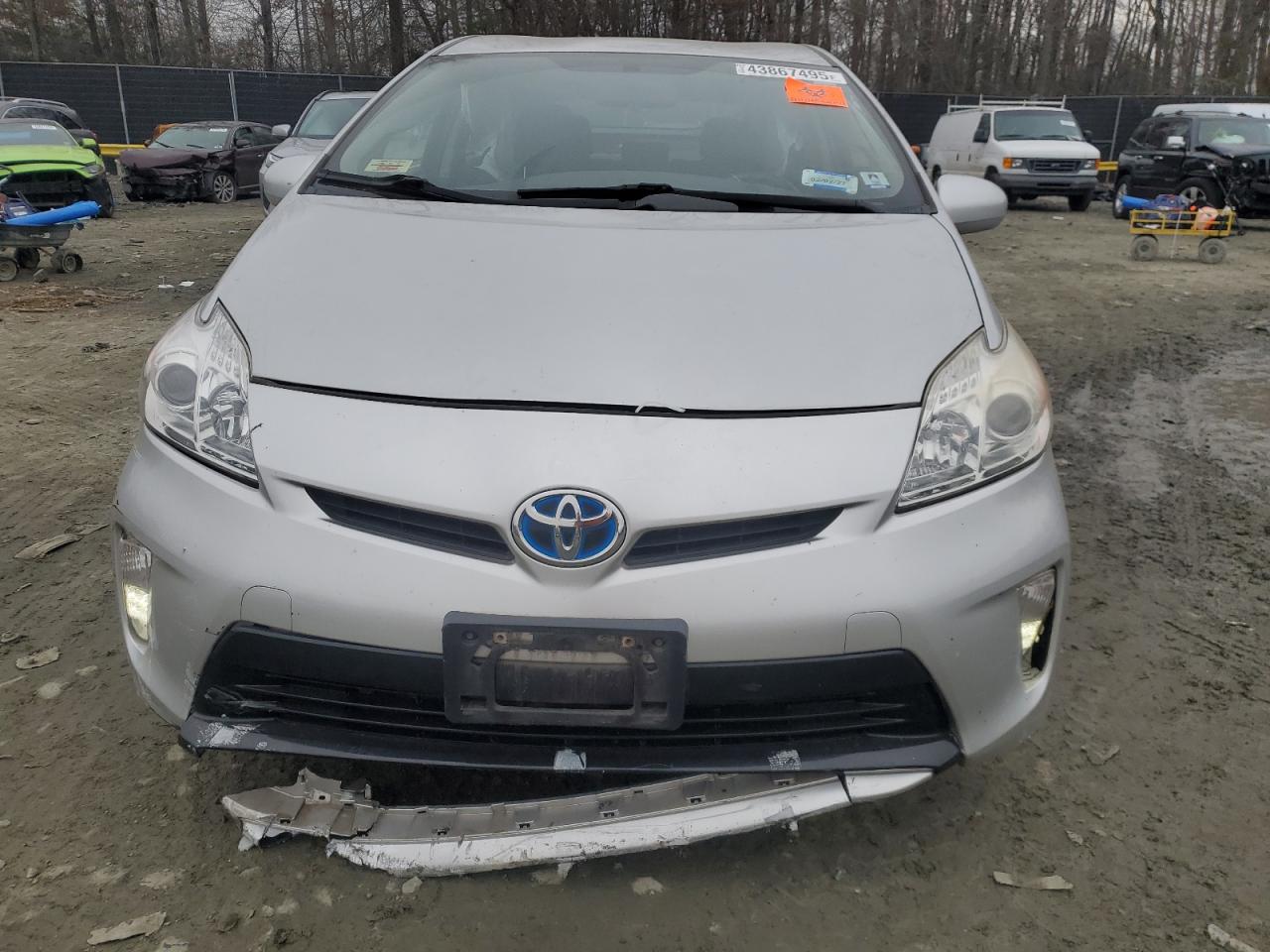 2015 Toyota Prius - Image 5