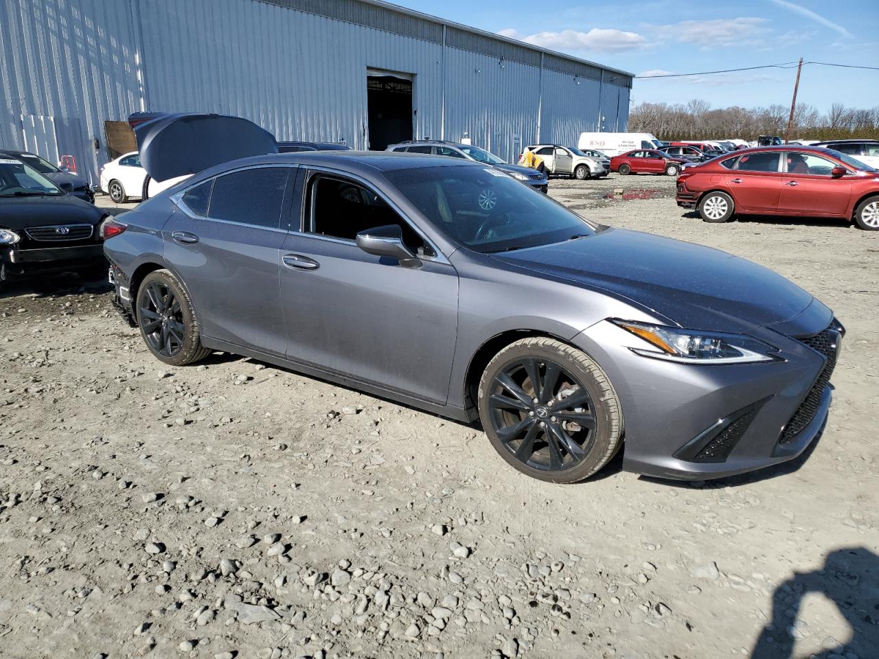 2021 Lexus ES - Image 4